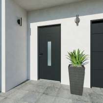 Porte d'entrée acier 1 vantail sur mesure gris 7016 avec une partie vitrée et moulures vue depuis l'extérieur